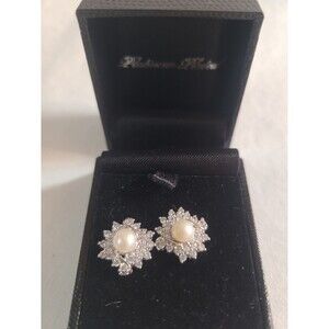 Gold Coast faux pearl earrings